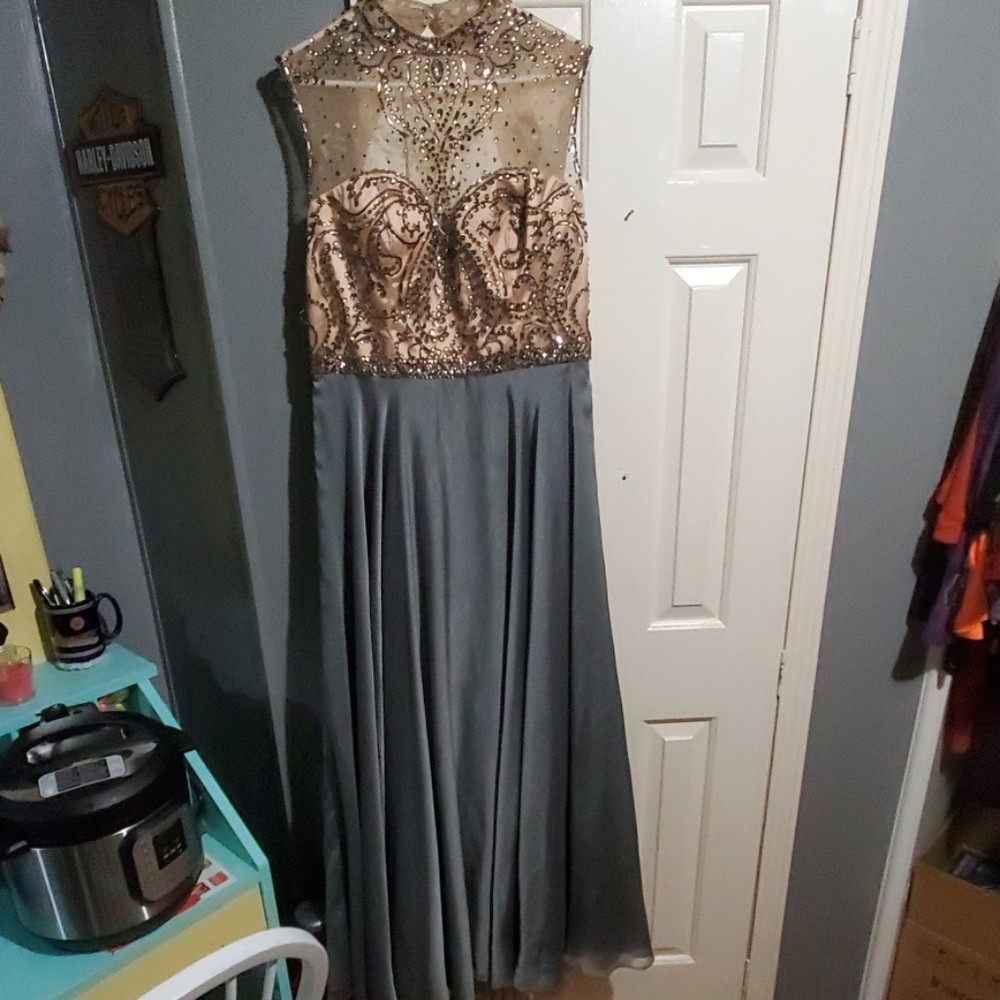 Sherry Hill prom dress